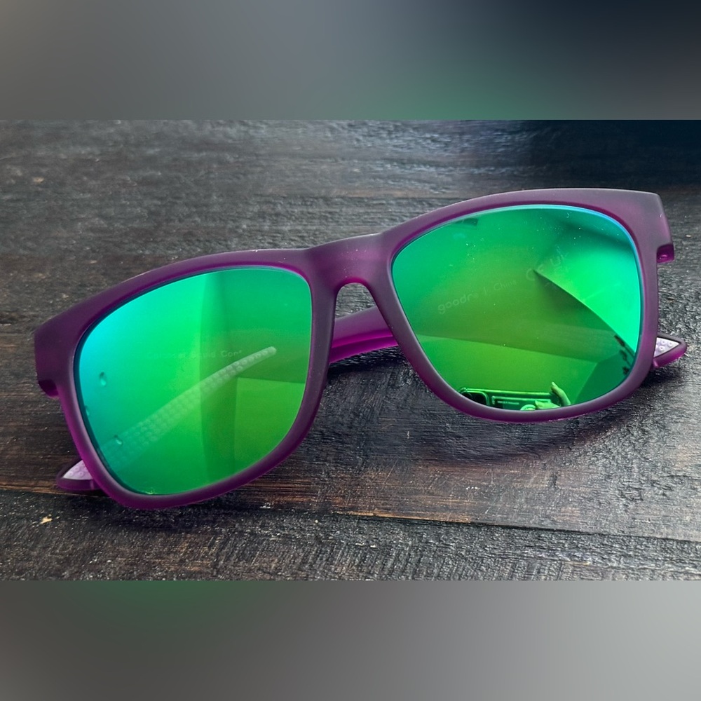 Goodr Purple Mirror-Lens Sunglasses